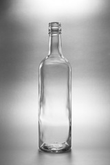 Стеклянная бутылка фото